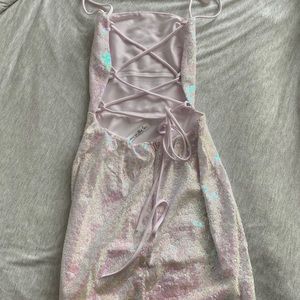 eli party sequin dress in pink iridescent
